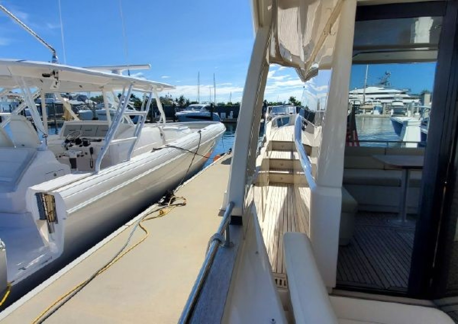 Greenline 48 Coupe Hybrid - Photo 10