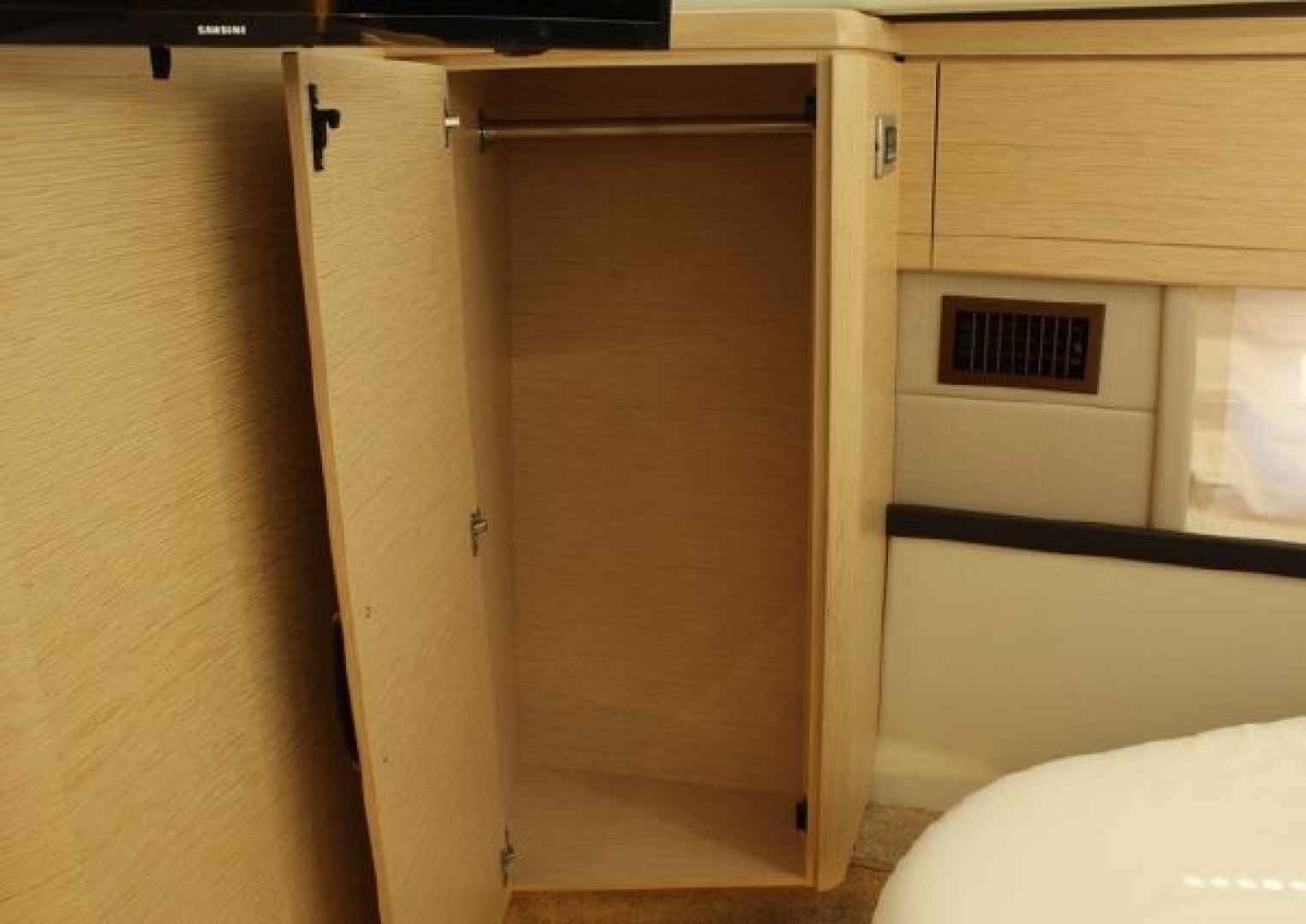 Greenline 48 Coupe Hybrid - Photo 127