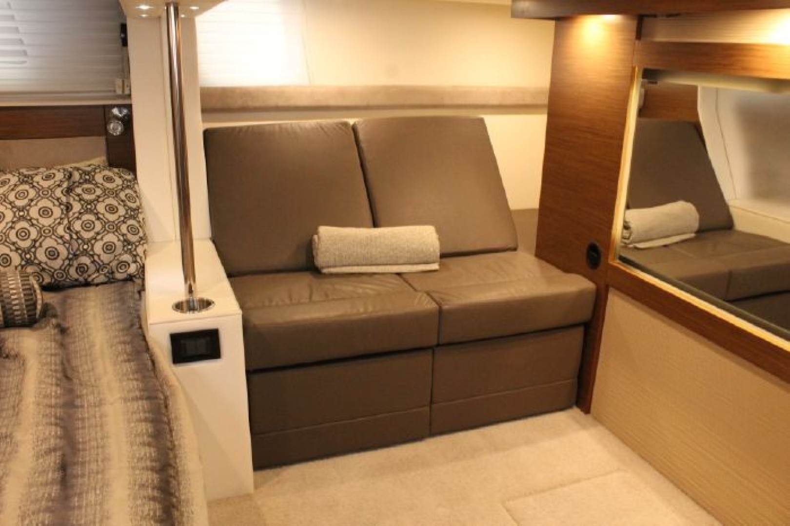 Cruisers Yachts 45 Cantius - Photo 61
