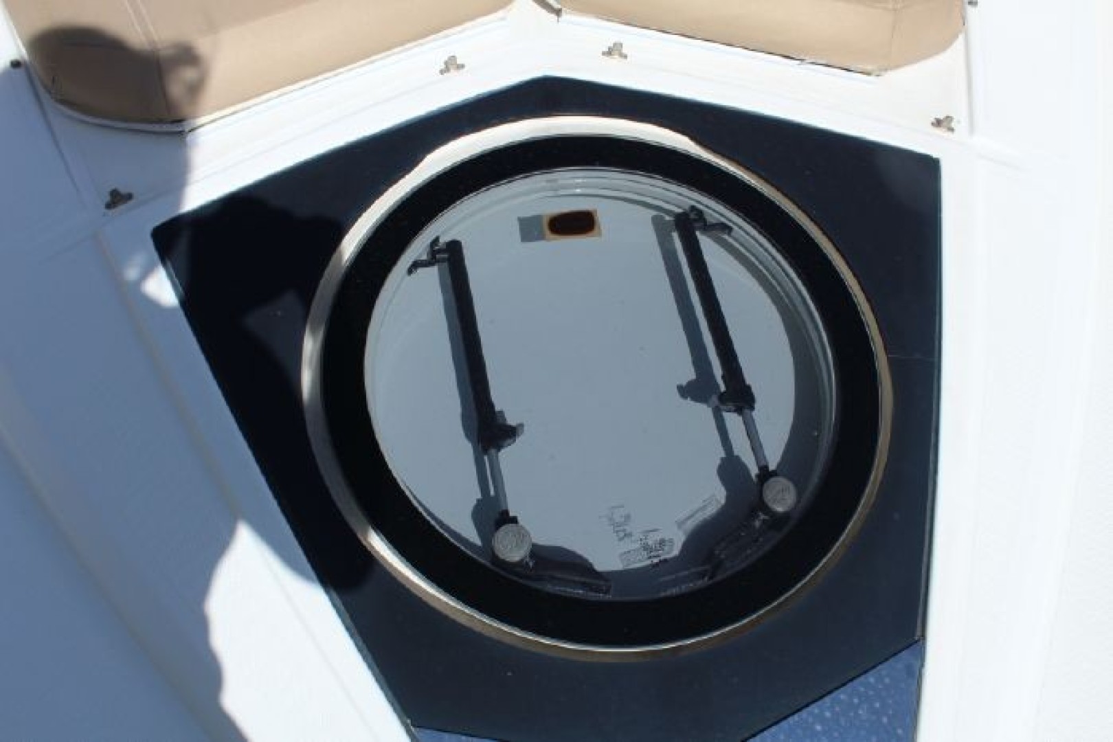 Cruisers Yachts 45 Cantius - Photo 72