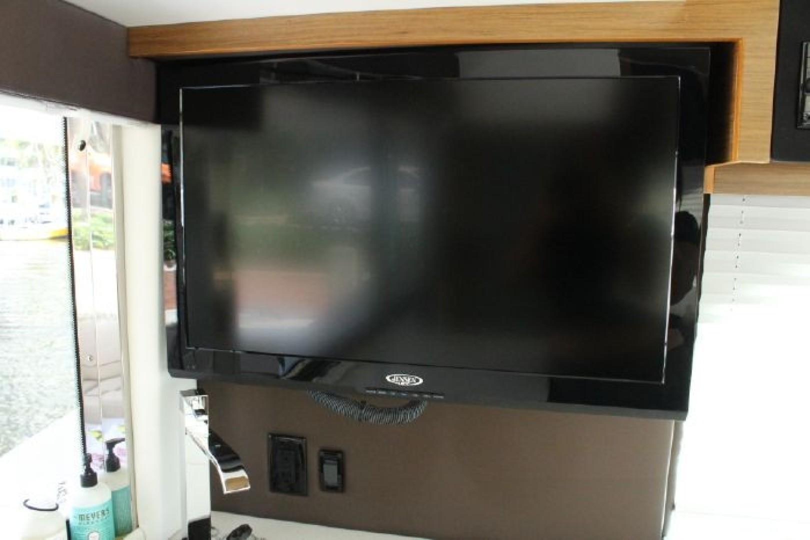 Cruisers Yachts 45 Cantius - Photo 24
