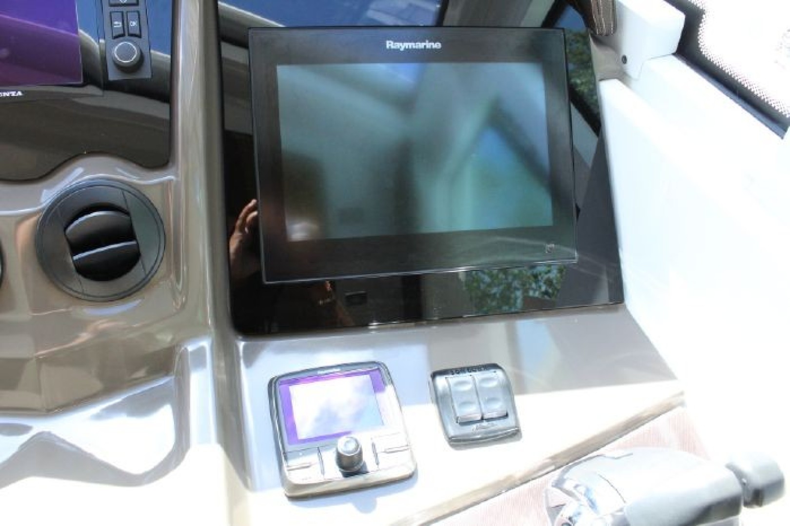 Cruisers Yachts 45 Cantius - Photo 34