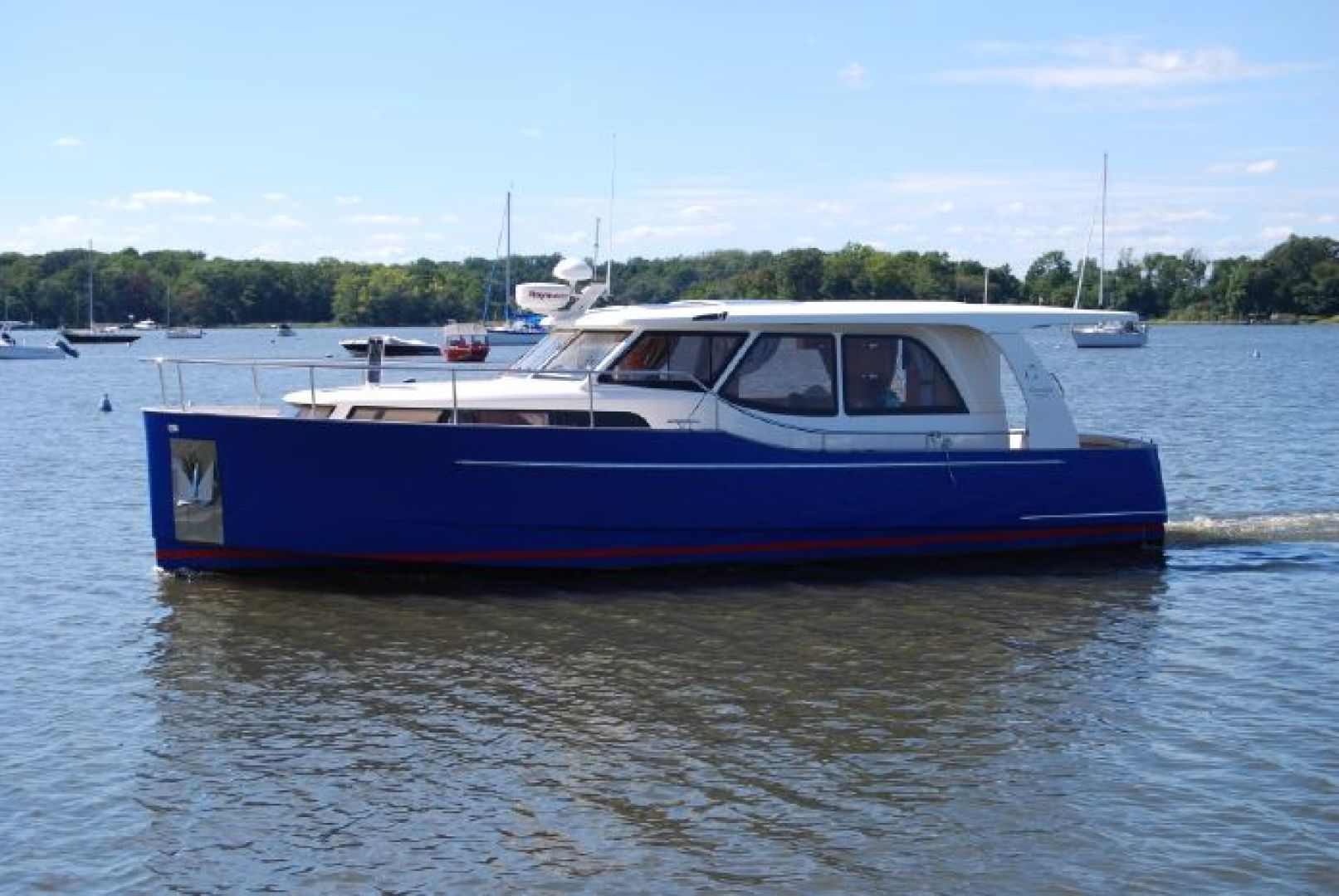 Greenline 33 — Recharging