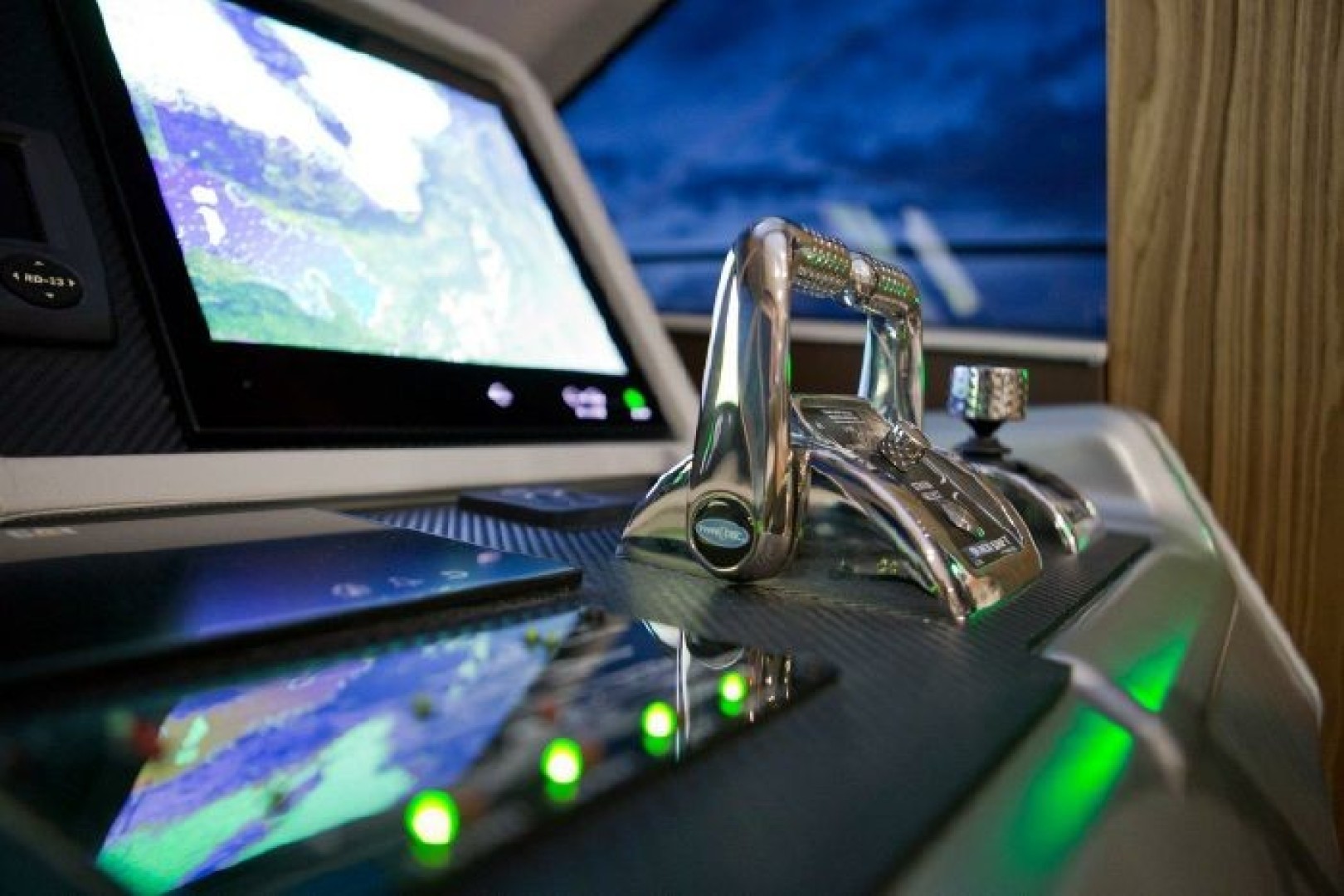 OceanClass 68 - Photo 11