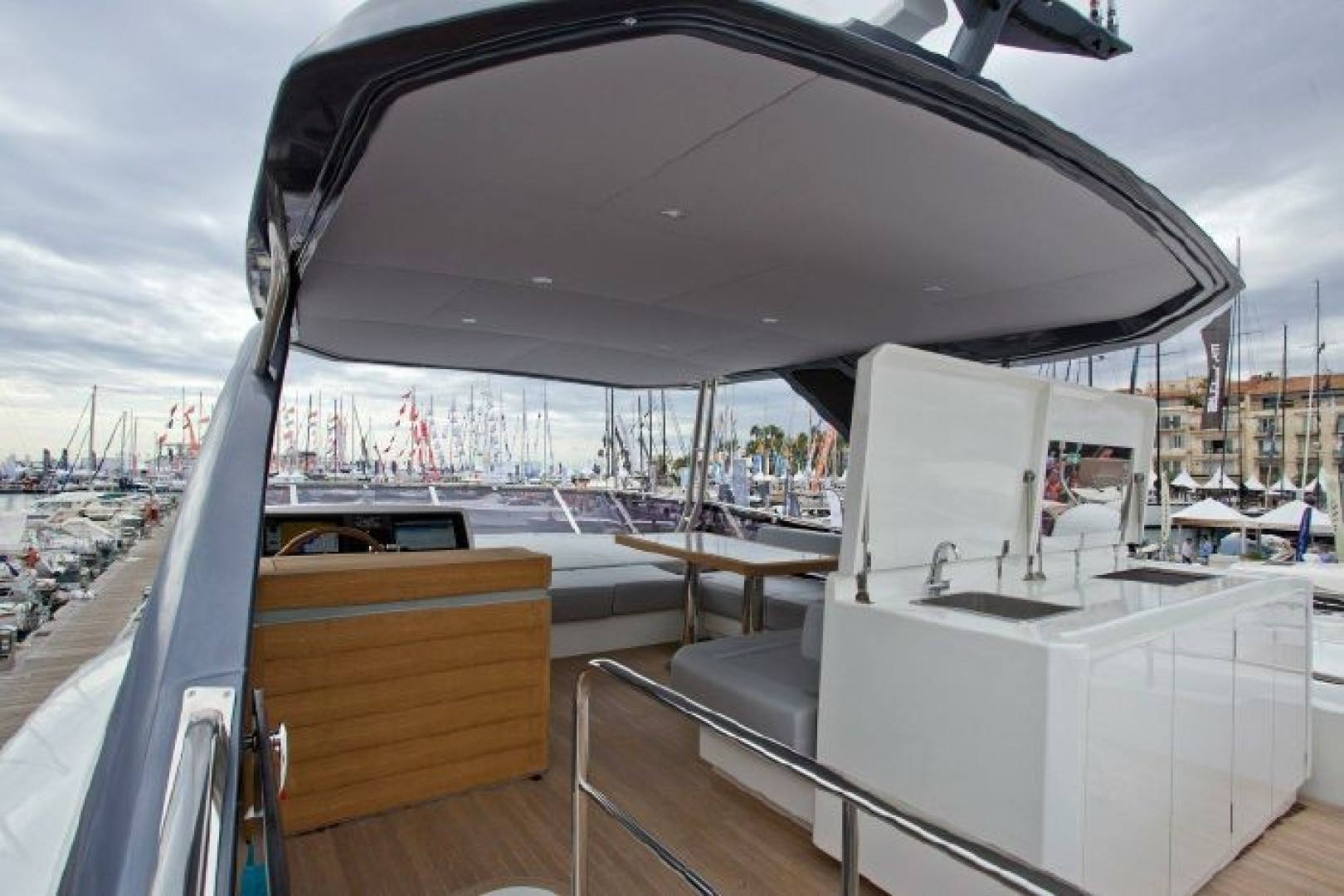 OceanClass 68 - Photo 5