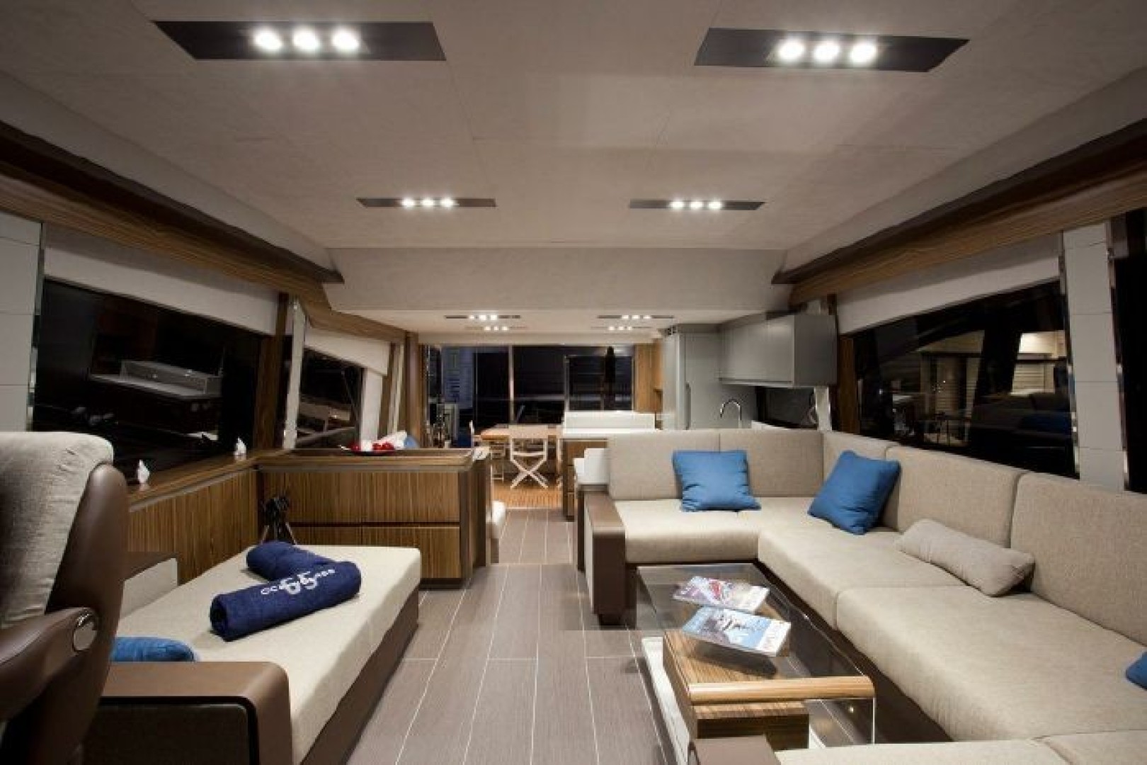 OceanClass 68 - Photo 14
