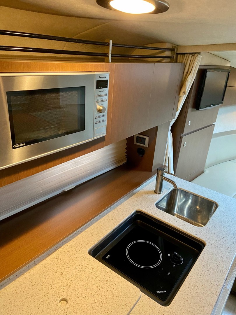 31ft Sea Ray Yacht For Sale