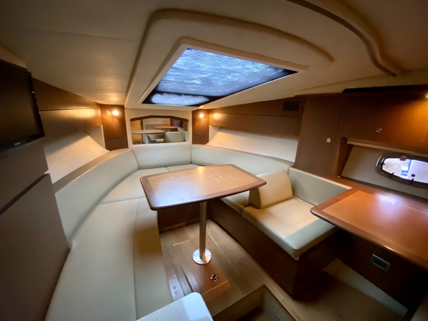 31ft Sea Ray Yacht For Sale