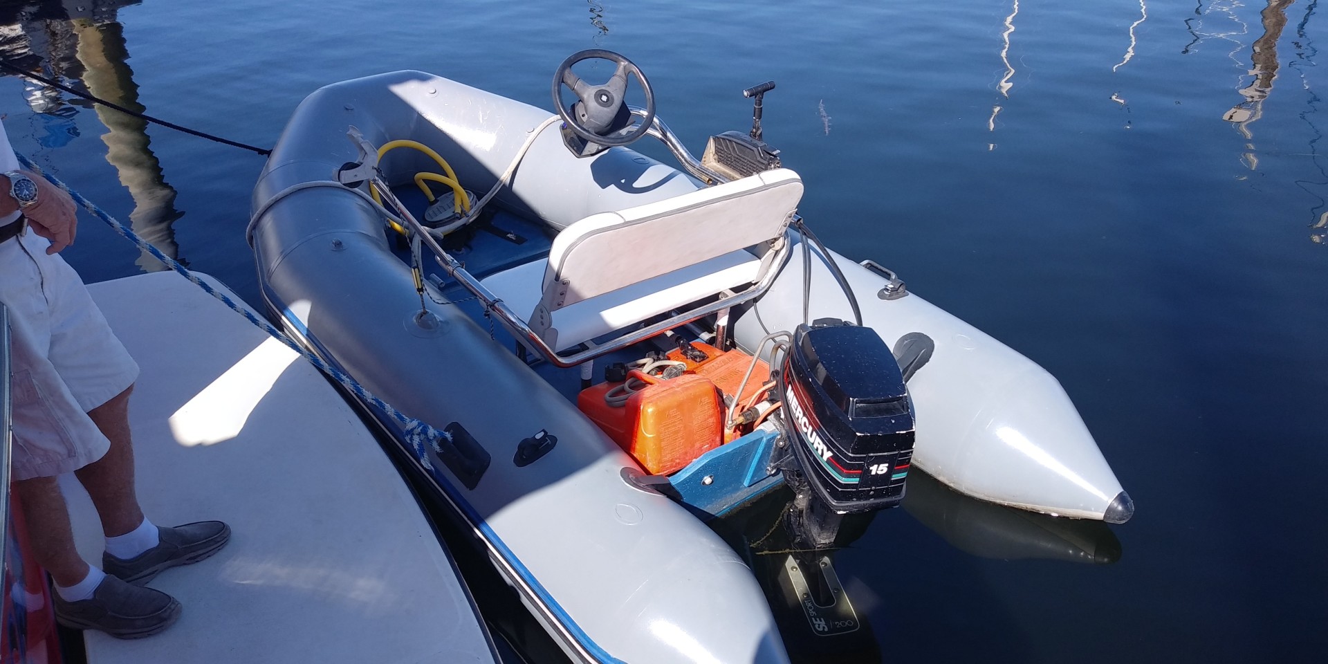 2001 American Tug 34 34' Yacht For Sale AMERICAN PRIDE Seattle Yachts