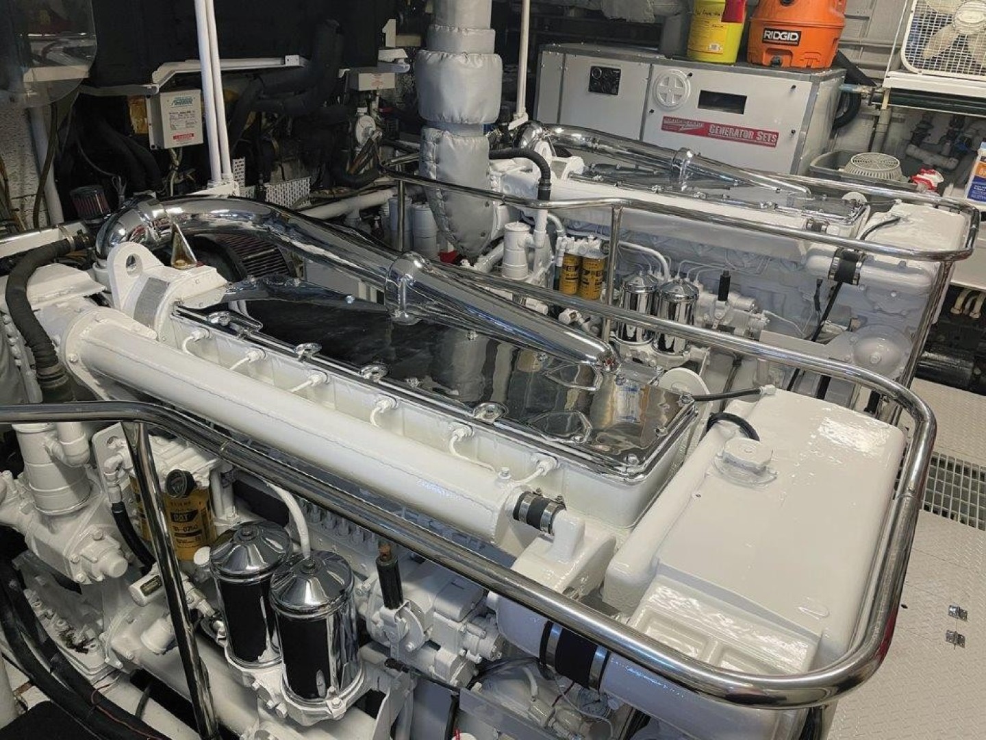 De Vries Lentsch 95 - Sea Czar - Engine Room