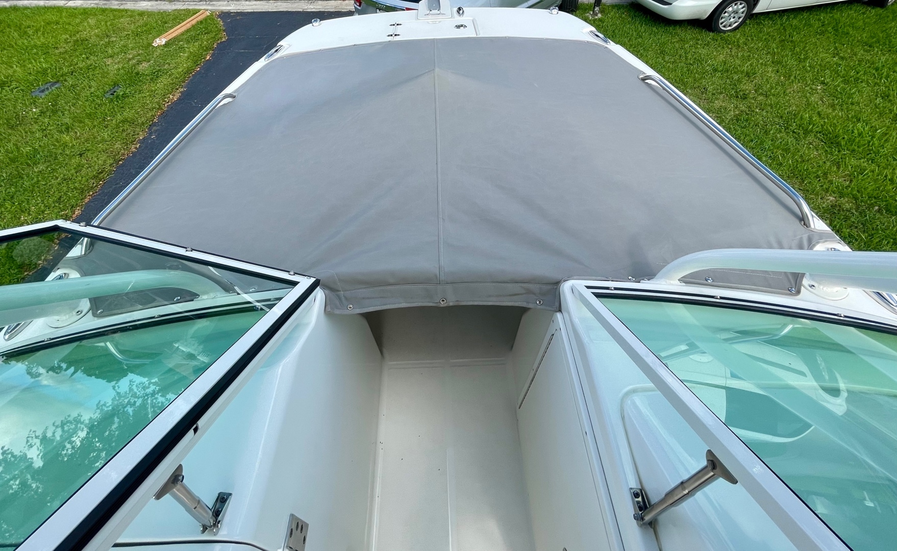 23ft World Cat Yacht For Sale