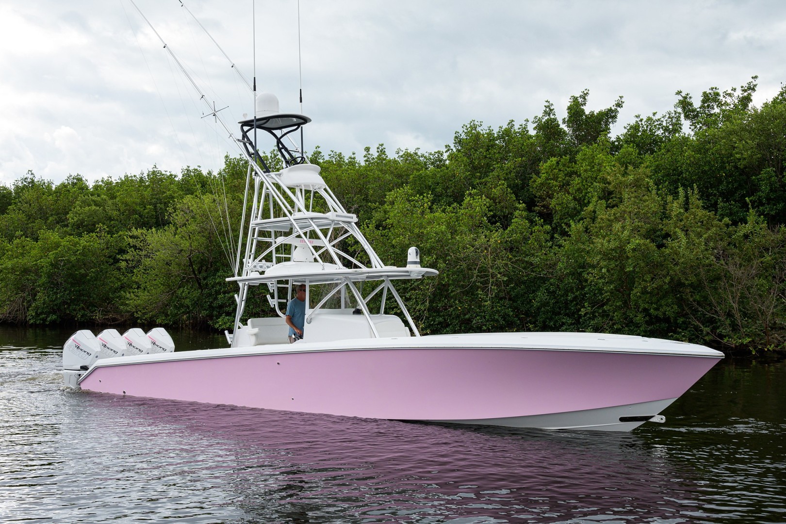 Bahama 41 - Cowpoke - Exterior Profile