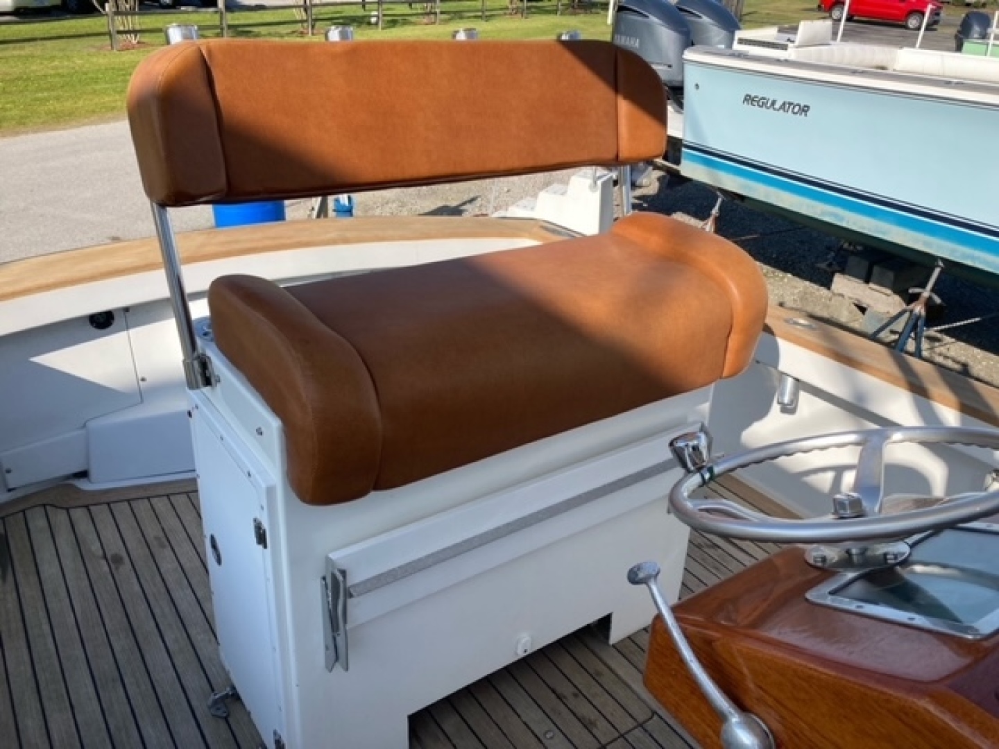 Used Jarrett Bay 26' Center Console For Sale In New York Captain