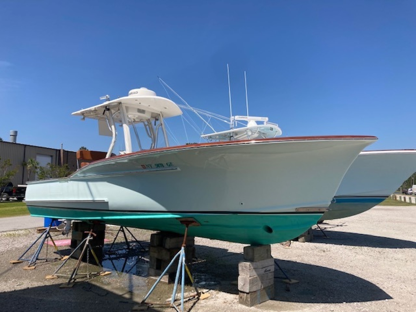 Used Jarrett Bay 26' Center Console For Sale In New York Captain