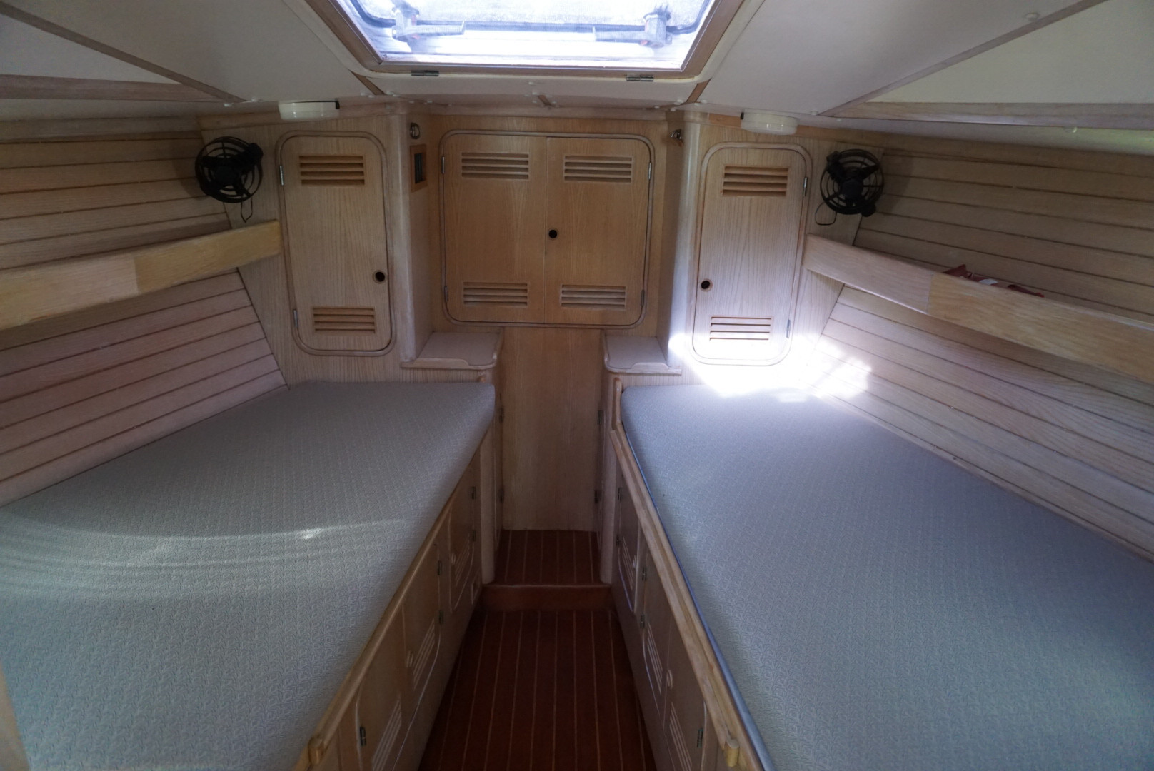 Used Norseman 40' For Sale In Delaware Moonbeam United Yacht Sales