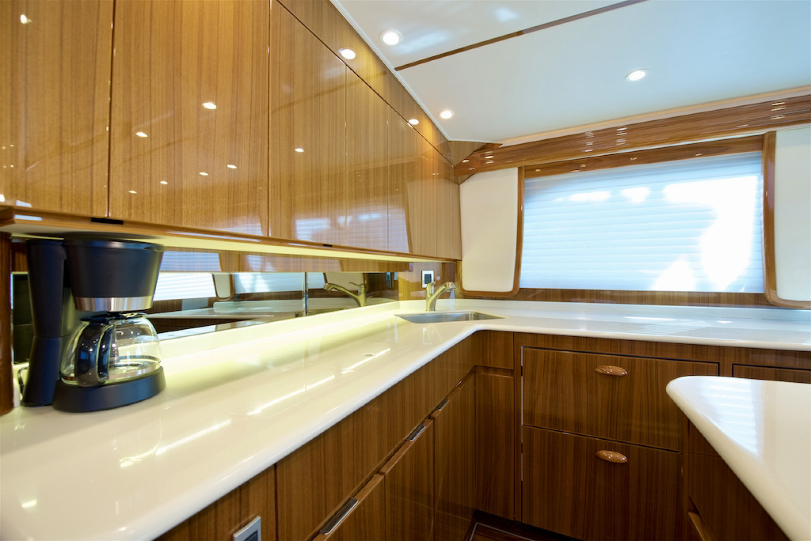 Viking 50 Tuna Tango-galley