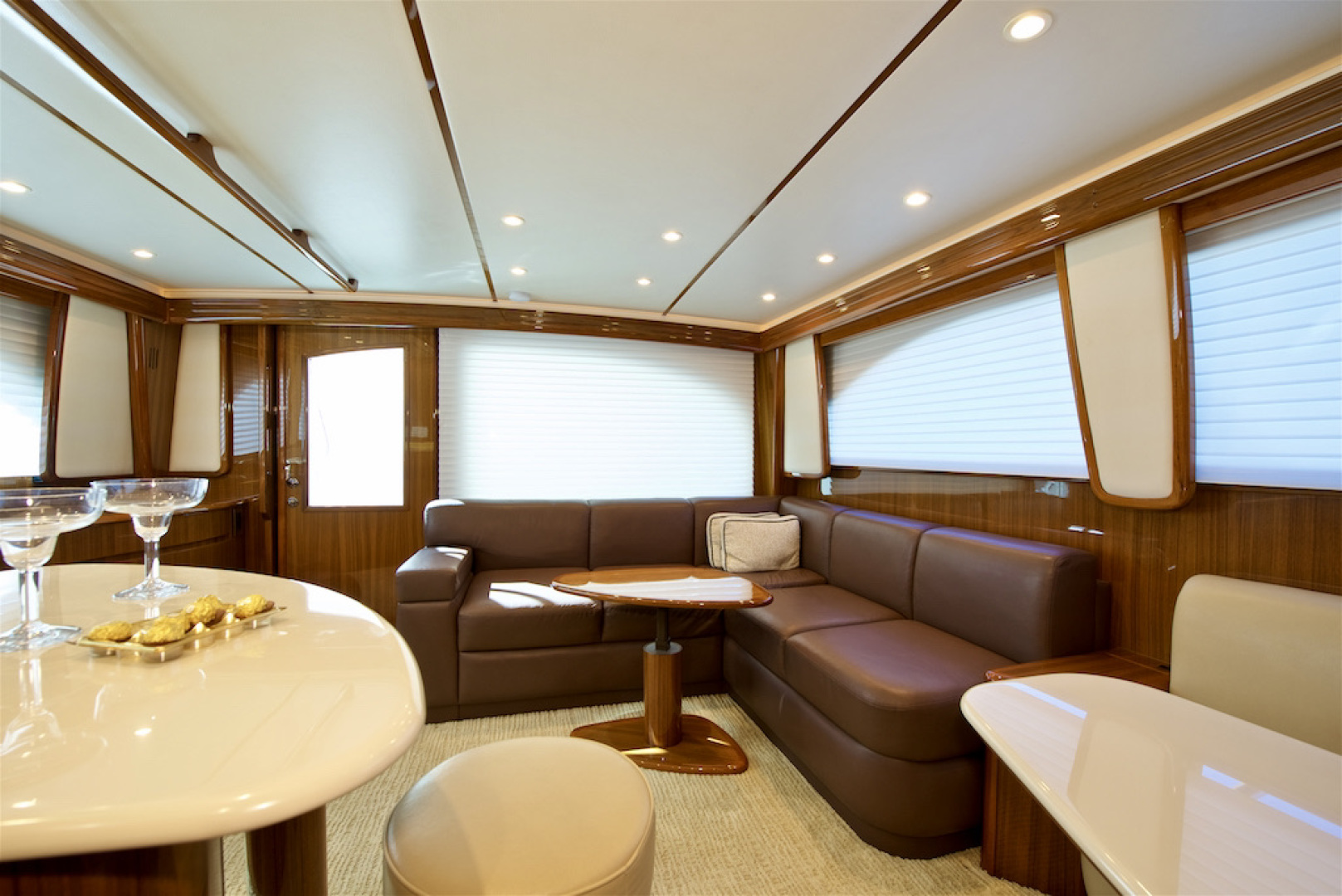 Viking 50 Tuna Tango-salon