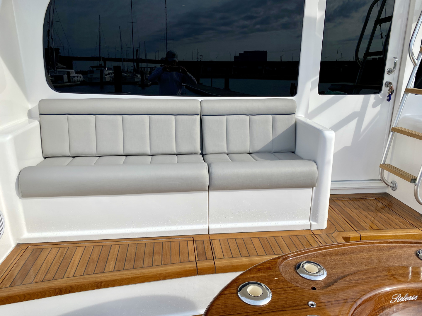 Viking 50 Tuna Tango-mezzanine