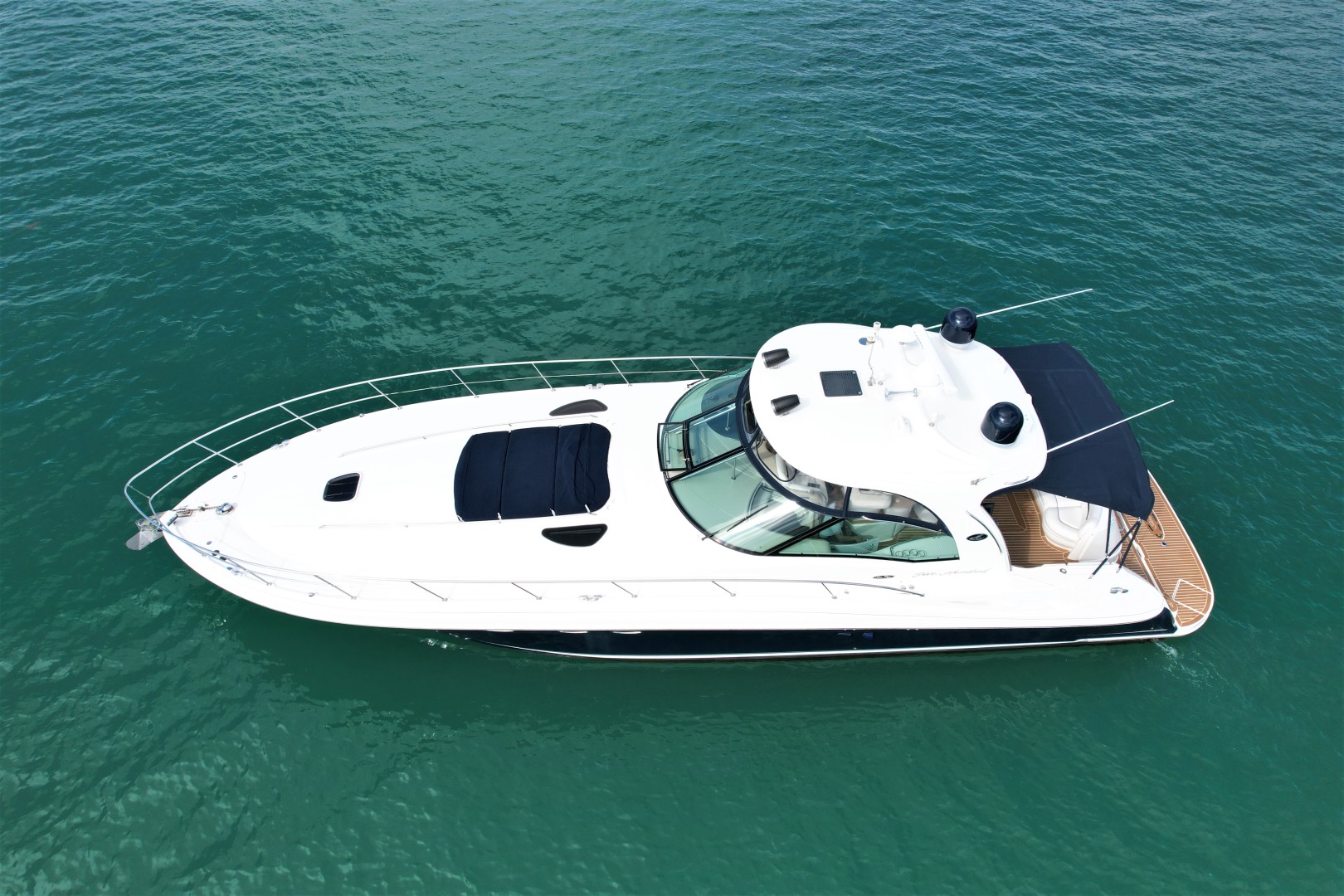 Sea Ray Nautical Dreamer - Exterior Profile