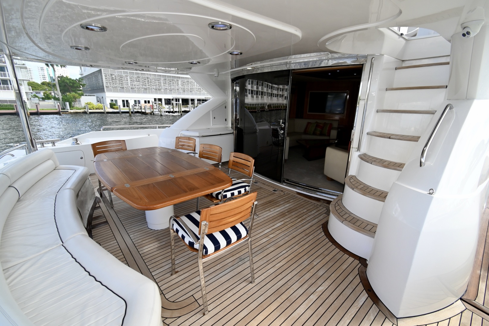 Mela 82ft Sunseeker Yacht For Sale Mela 82ft Sunseeker Yacht For Sale