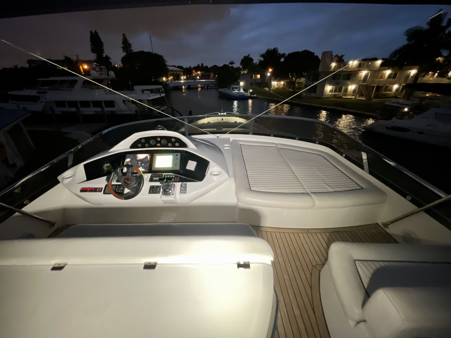 Mela 82ft Sunseeker Yacht For Sale Mela 82ft Sunseeker Yacht For Sale