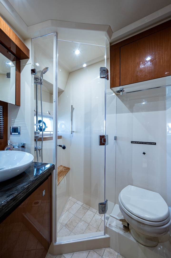 Sea Ray 51 - Worth the Wake II - Forward Head