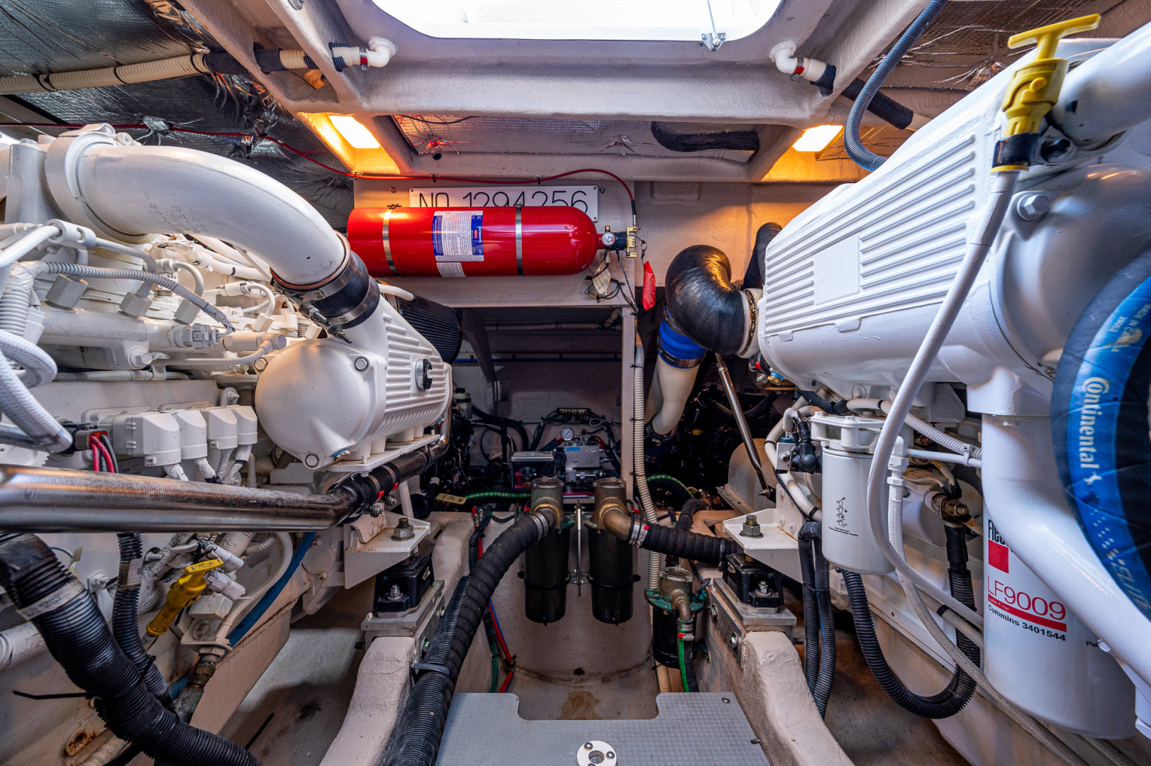 Sea Ray 51 - Worth the Wake II - Engine Room