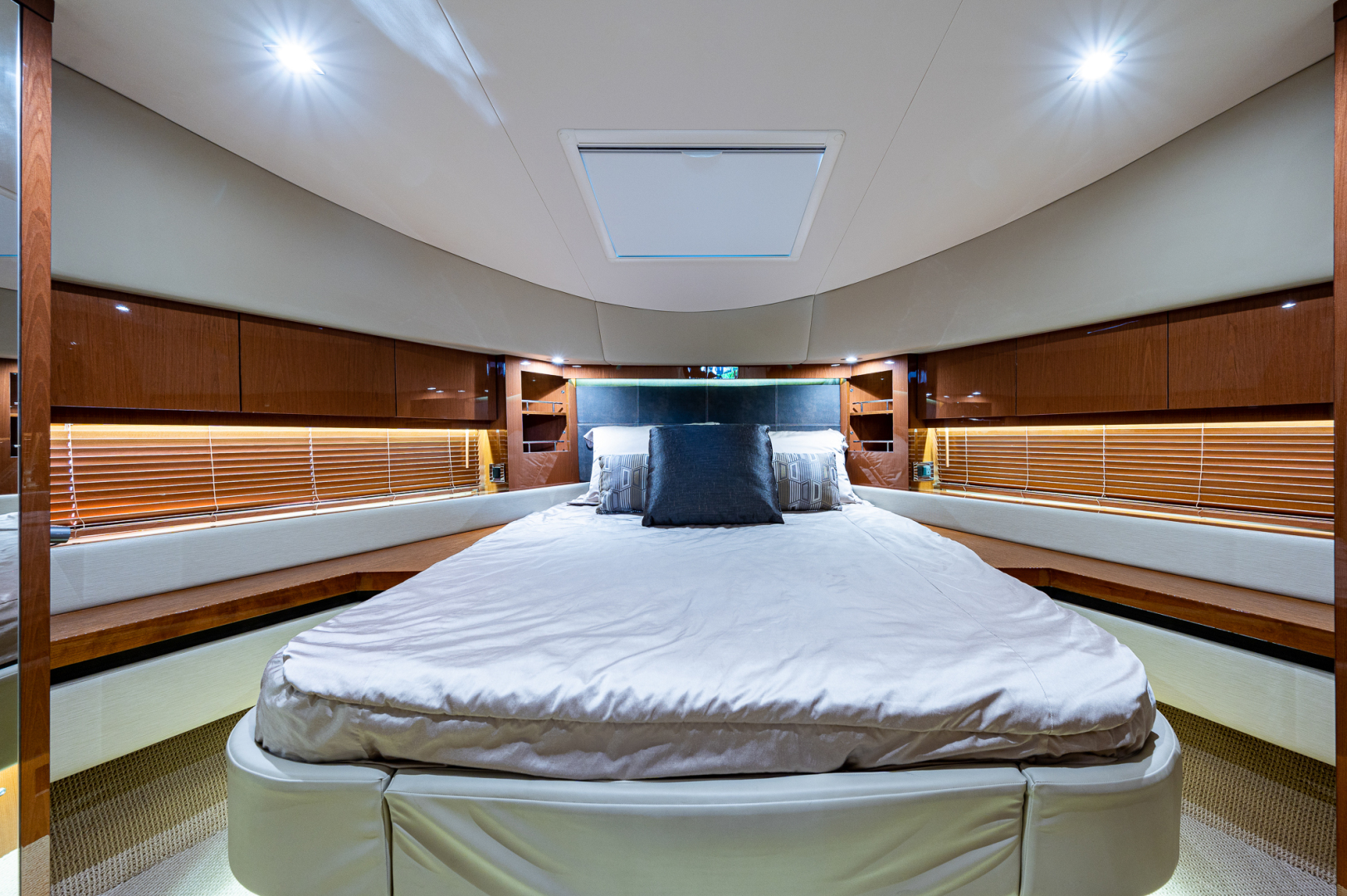 Sea Ray 51 - Worth the Wake II - Forward Stateroom