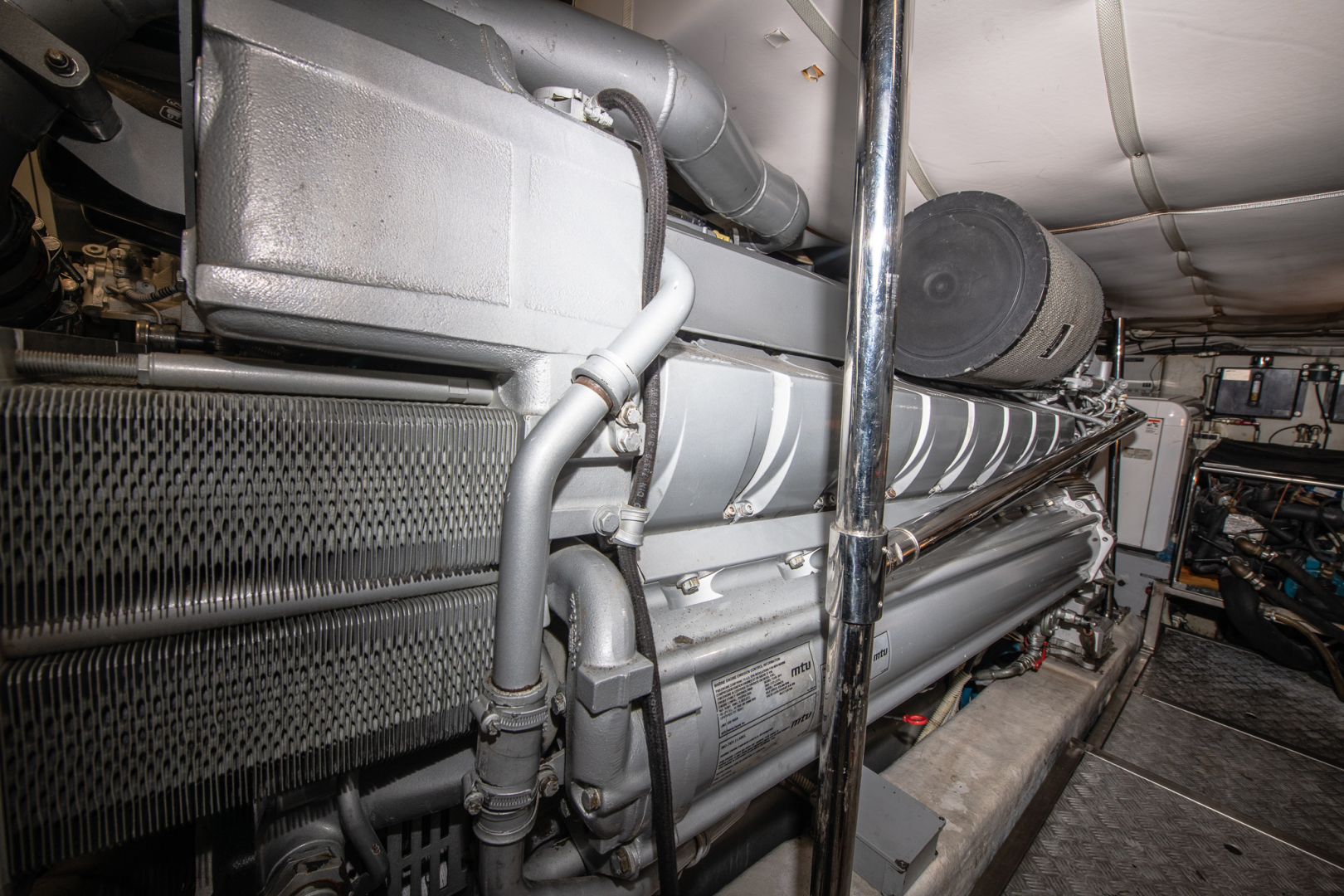 Pershing 82 Milagros - Engine Room
