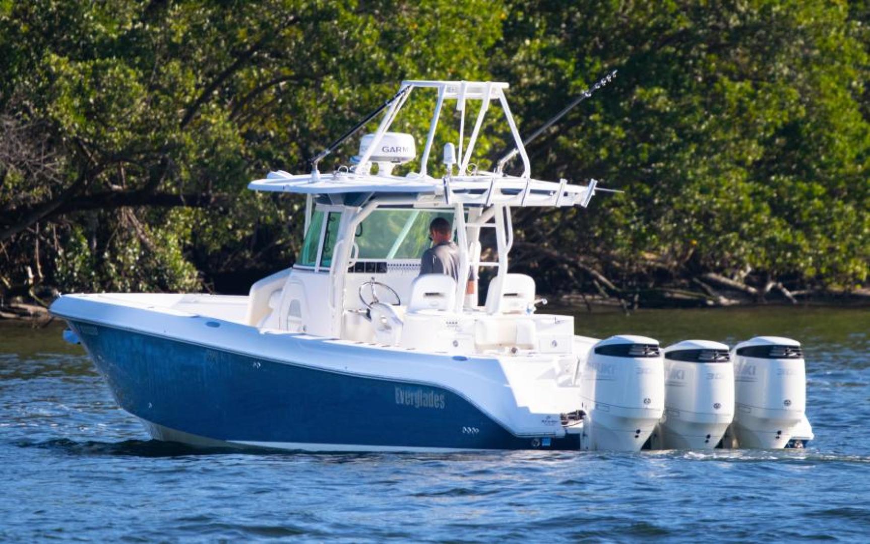 Used Everglades 35' For Sale In Florida United Yacht Sales