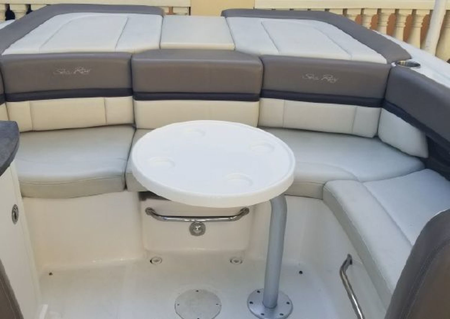 Sea Ray 250 SLX - Photo 12