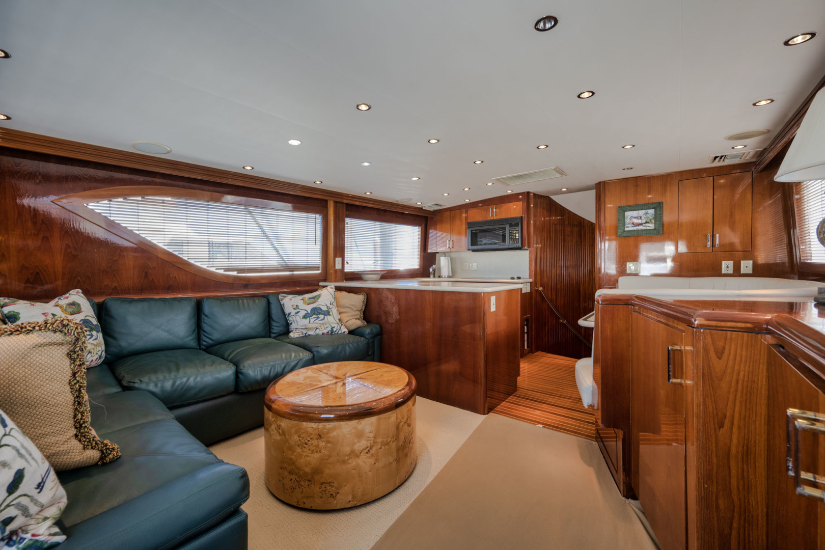 Mango Moon 60ft Hatteras Yacht For Sale