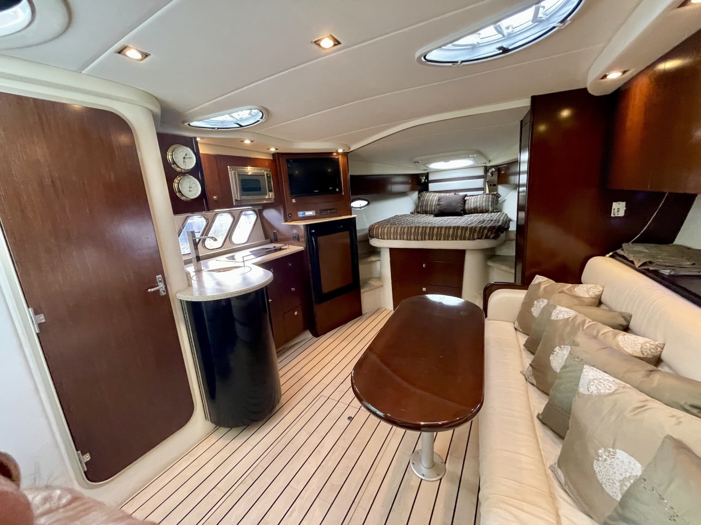What s Next 38ft Cruisers Yachts Yacht For Sale What s Next 38ft Cruisers Yachts Yacht For Sale