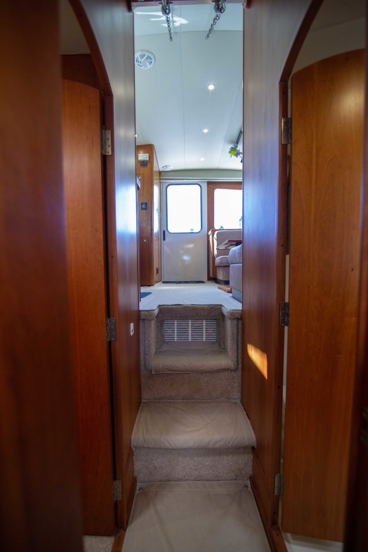 Luhrs 36 - Steel-N-Time - stateroom