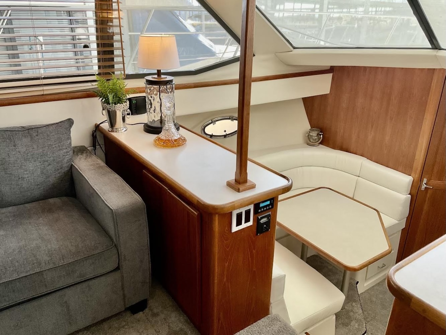 37 ft Carver 1994 37 Aft Cabin Silver Lining Chattanooga Tennessee