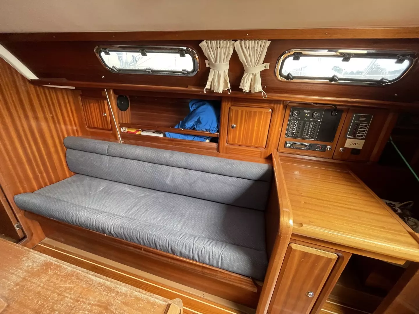 Blitzzen 34ft Bavaria Yacht For Sale Blitzzen 34ft Bavaria Yacht For Sale