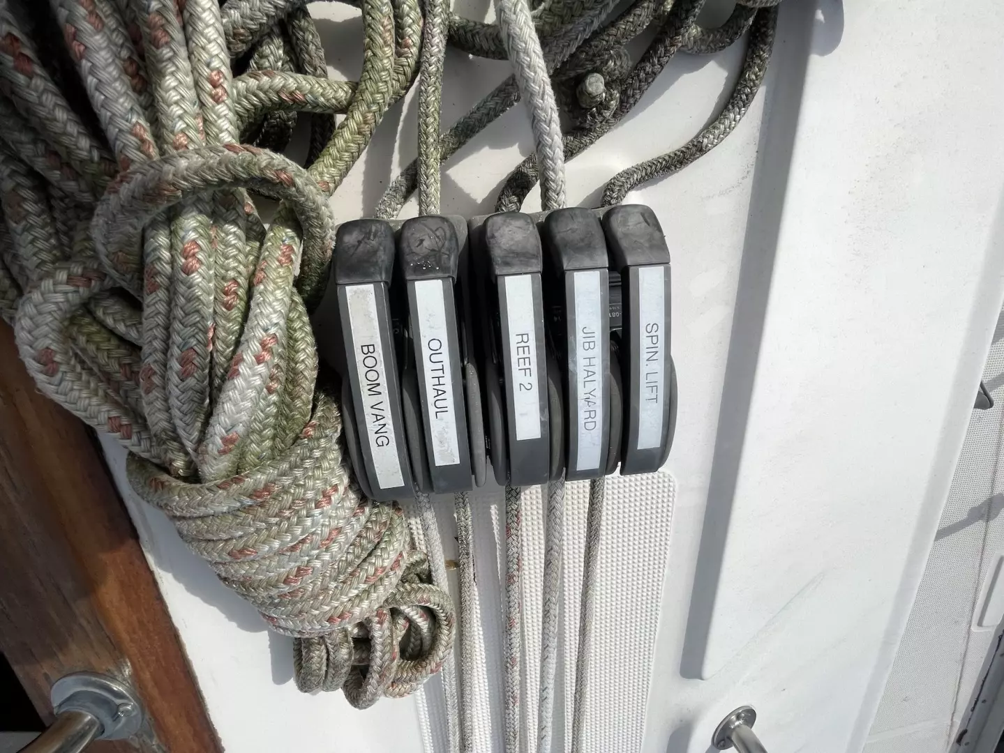 Blitzzen 34ft Bavaria Yacht For Sale Blitzzen 34ft Bavaria Yacht For Sale