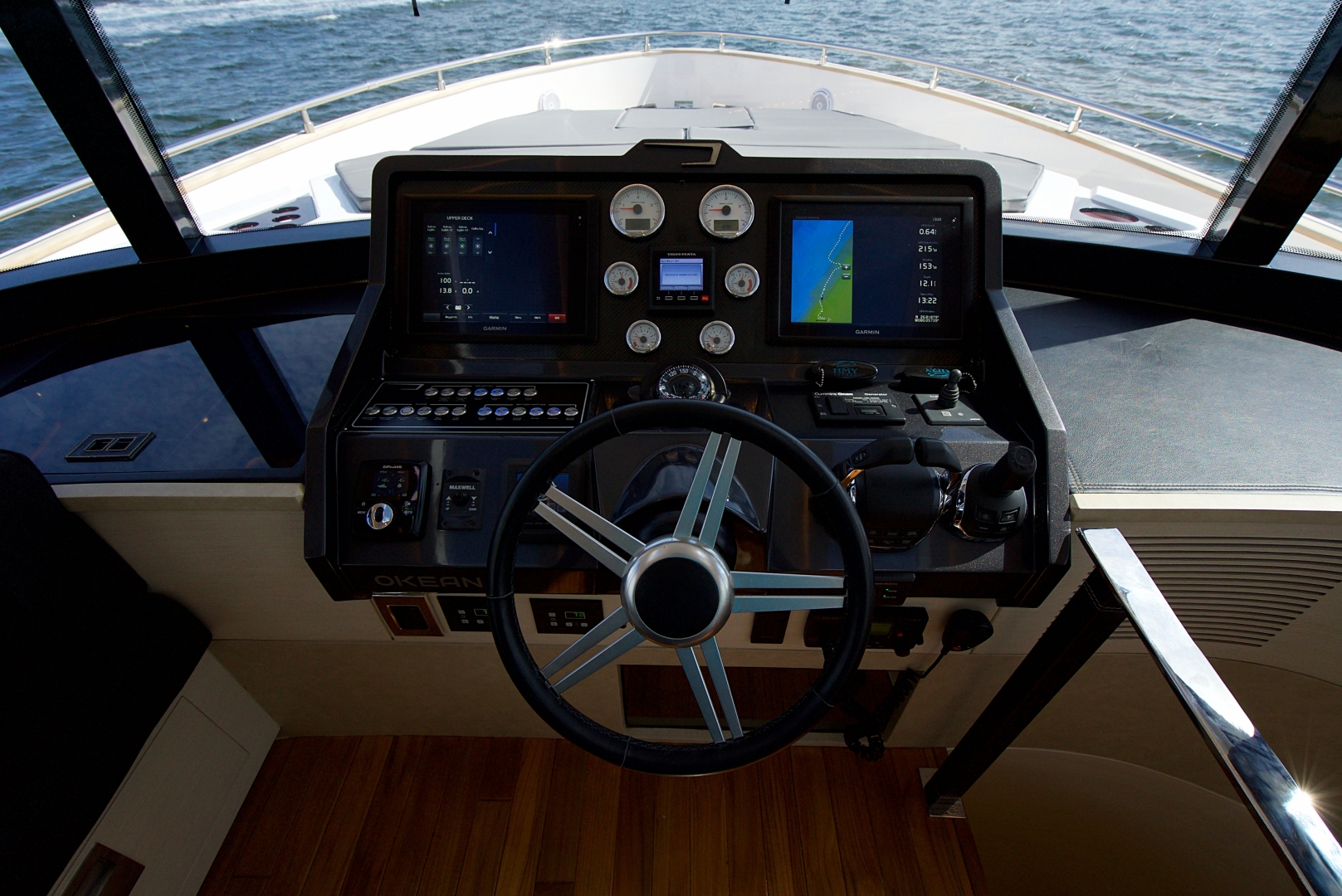 2018 OKEAN 50 - Instrument Panel