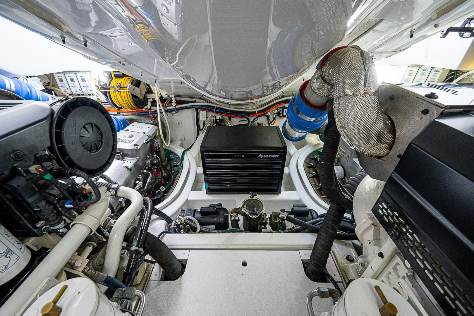 Lazzara 78 - North South Latitude - engine room