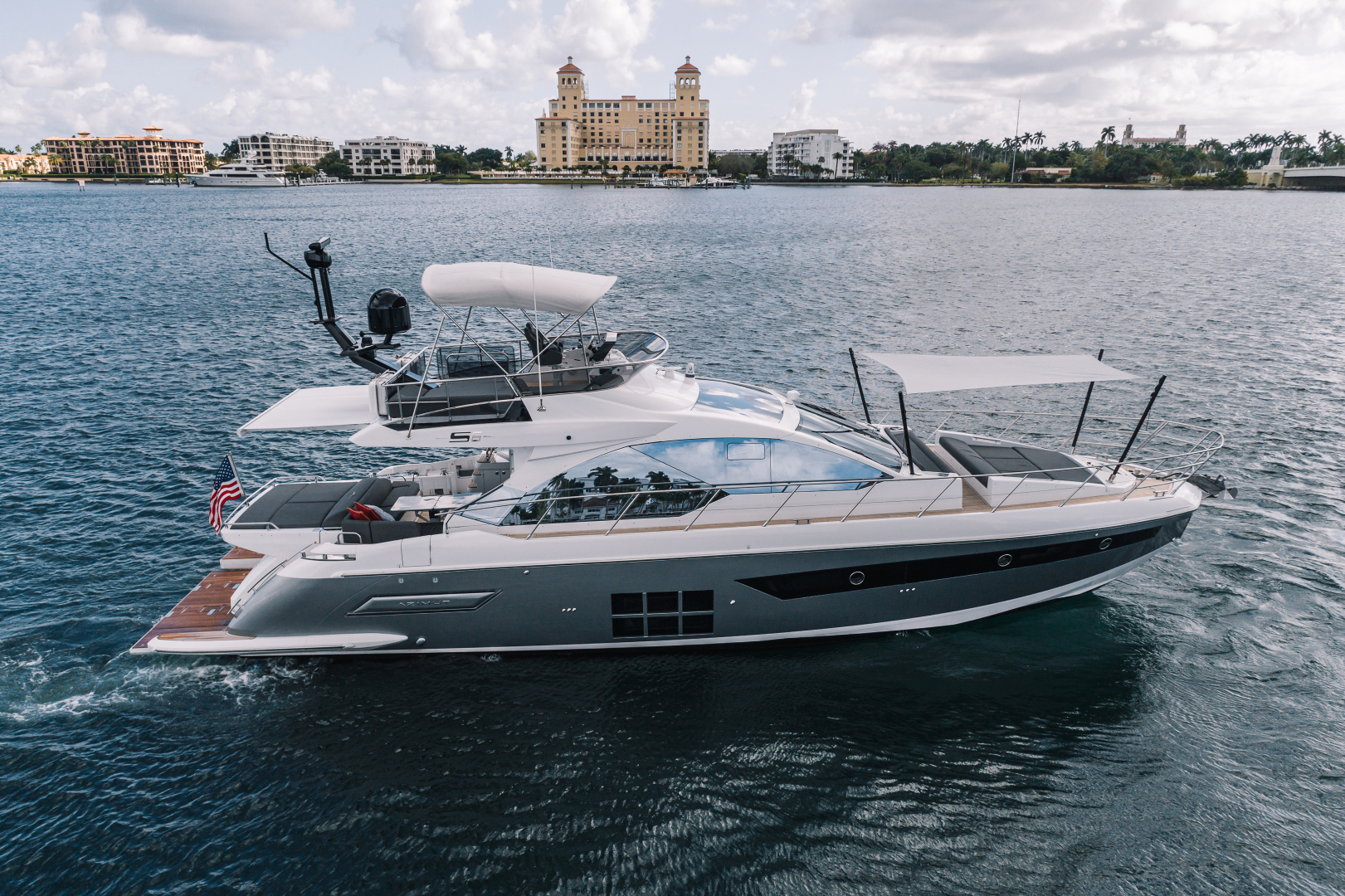 Azimut 60 - Why Knot - Exterior