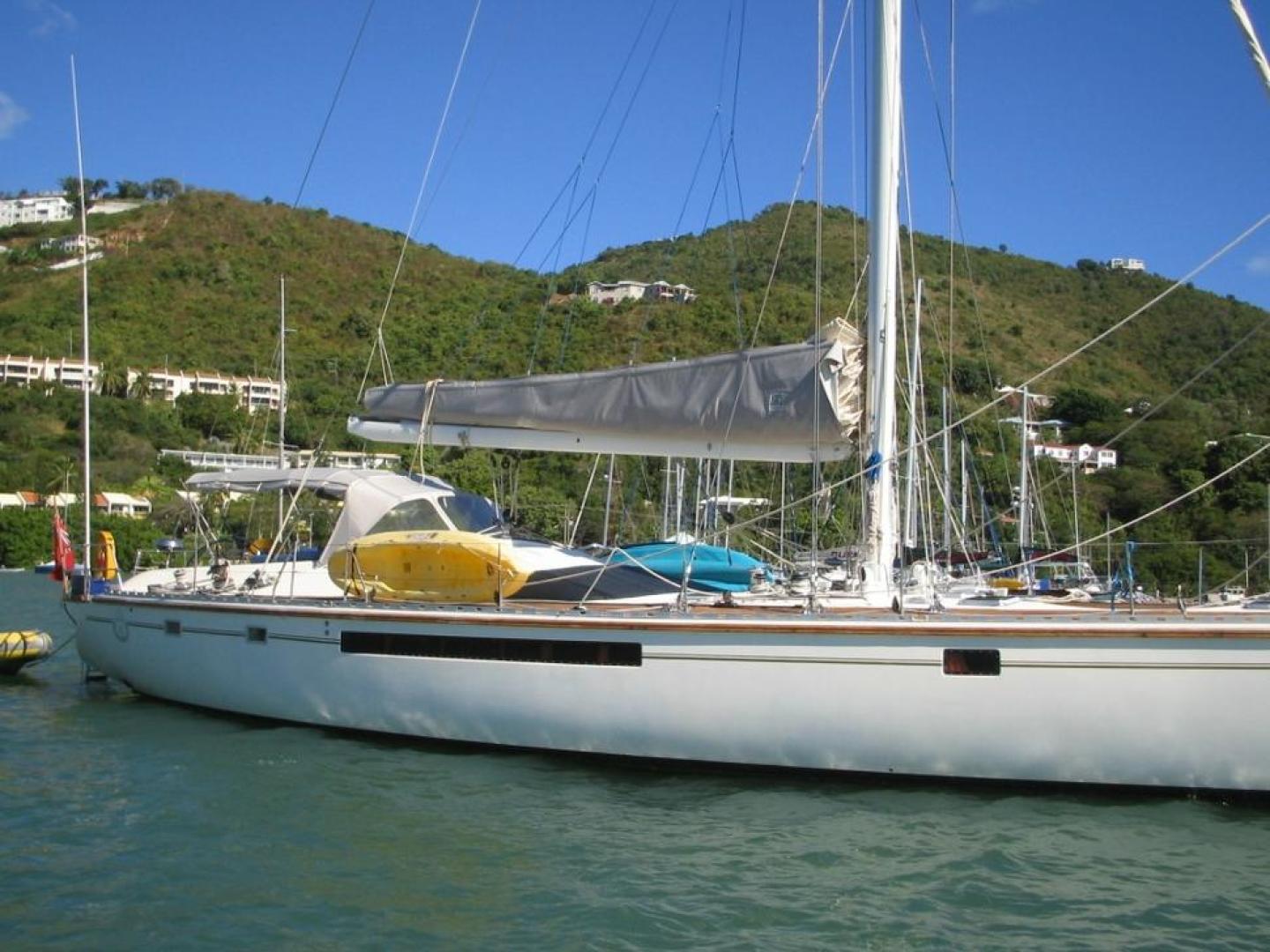 62ft 1991 Dynamique Yacht For Sale Virgin Islands Yacht Broker