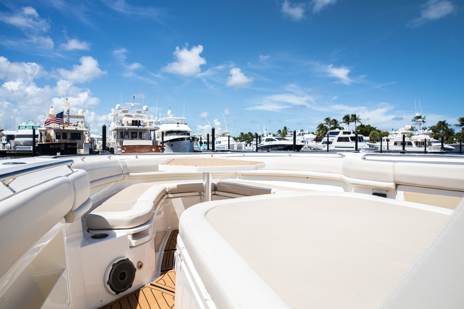 Boston Whaler 38 - Forward Lounge Seating