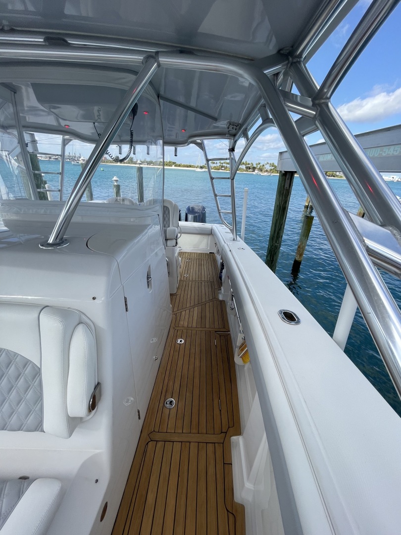 34ft 2013 Jupiter Yacht For Sale AK Yachts