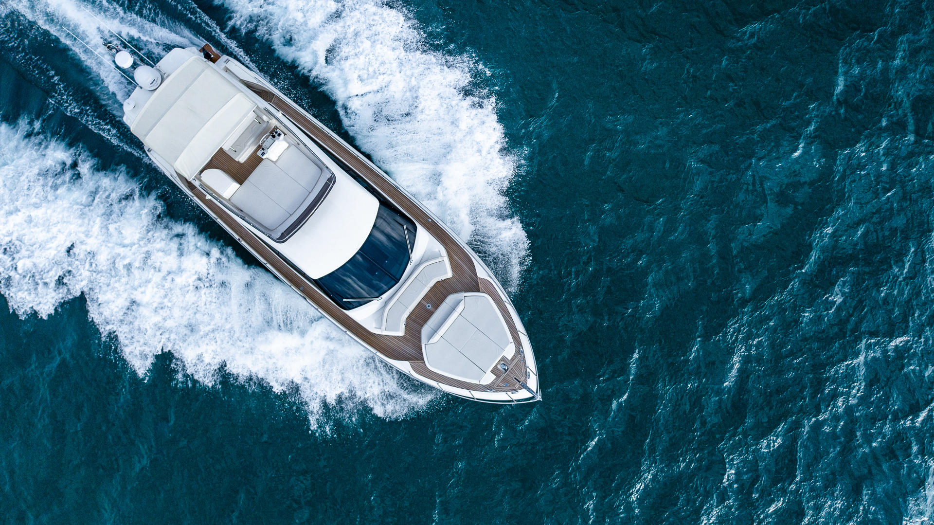 Ferretti 55 HAVEN - Exterior Profile