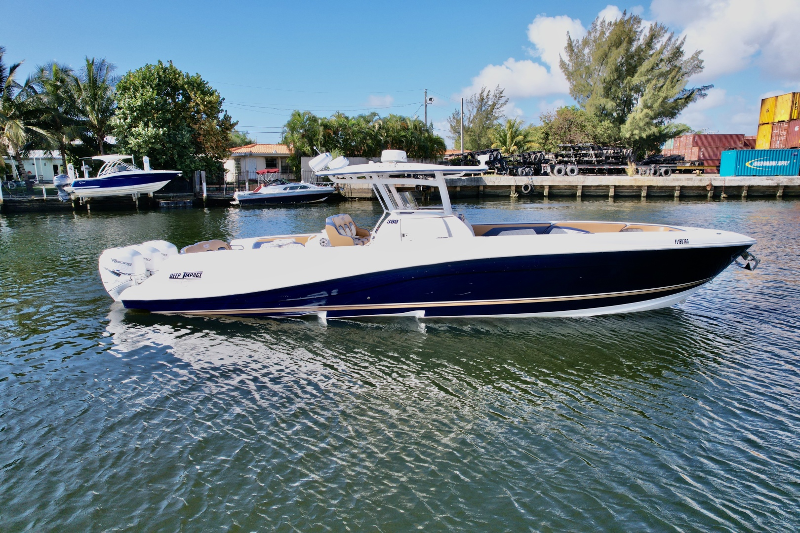 Deep Impact 39 - Exterior Profile