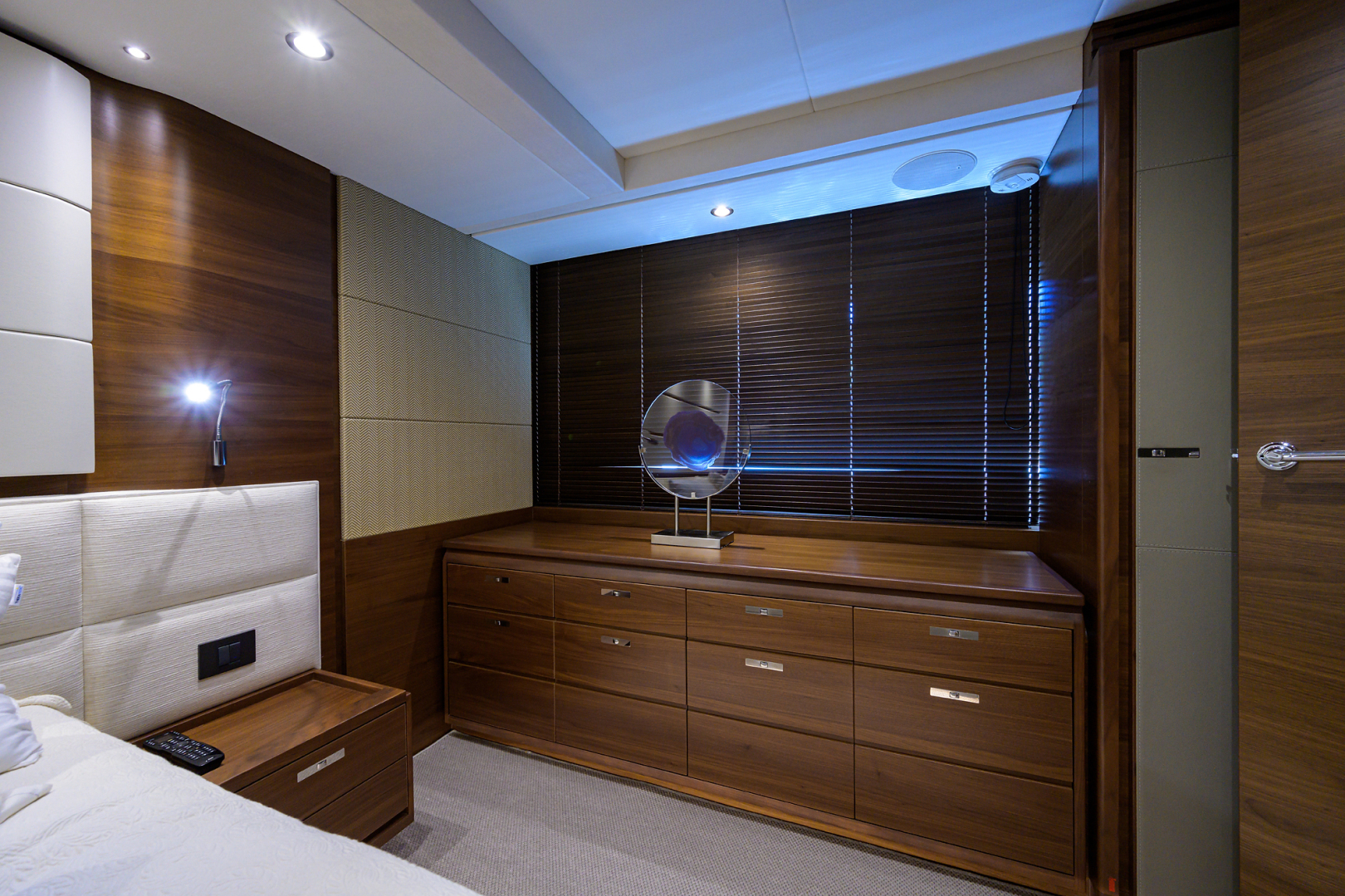 Princess 68-The J Sea-Master Stateroom