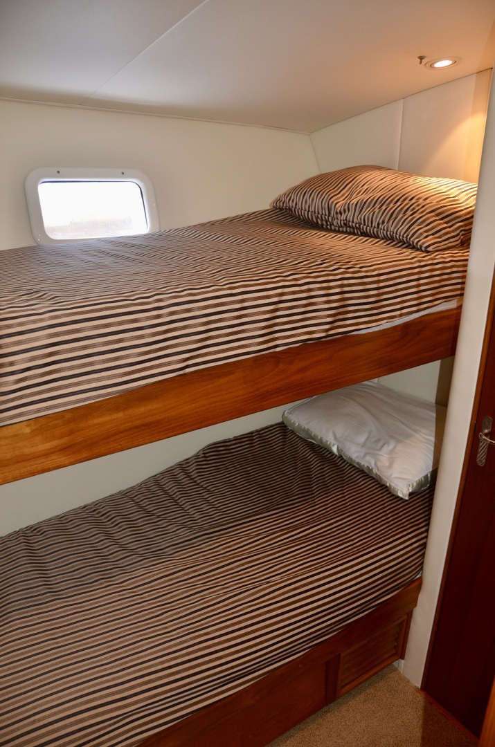 Merritt 63-Be Cooley-Guest Cabin