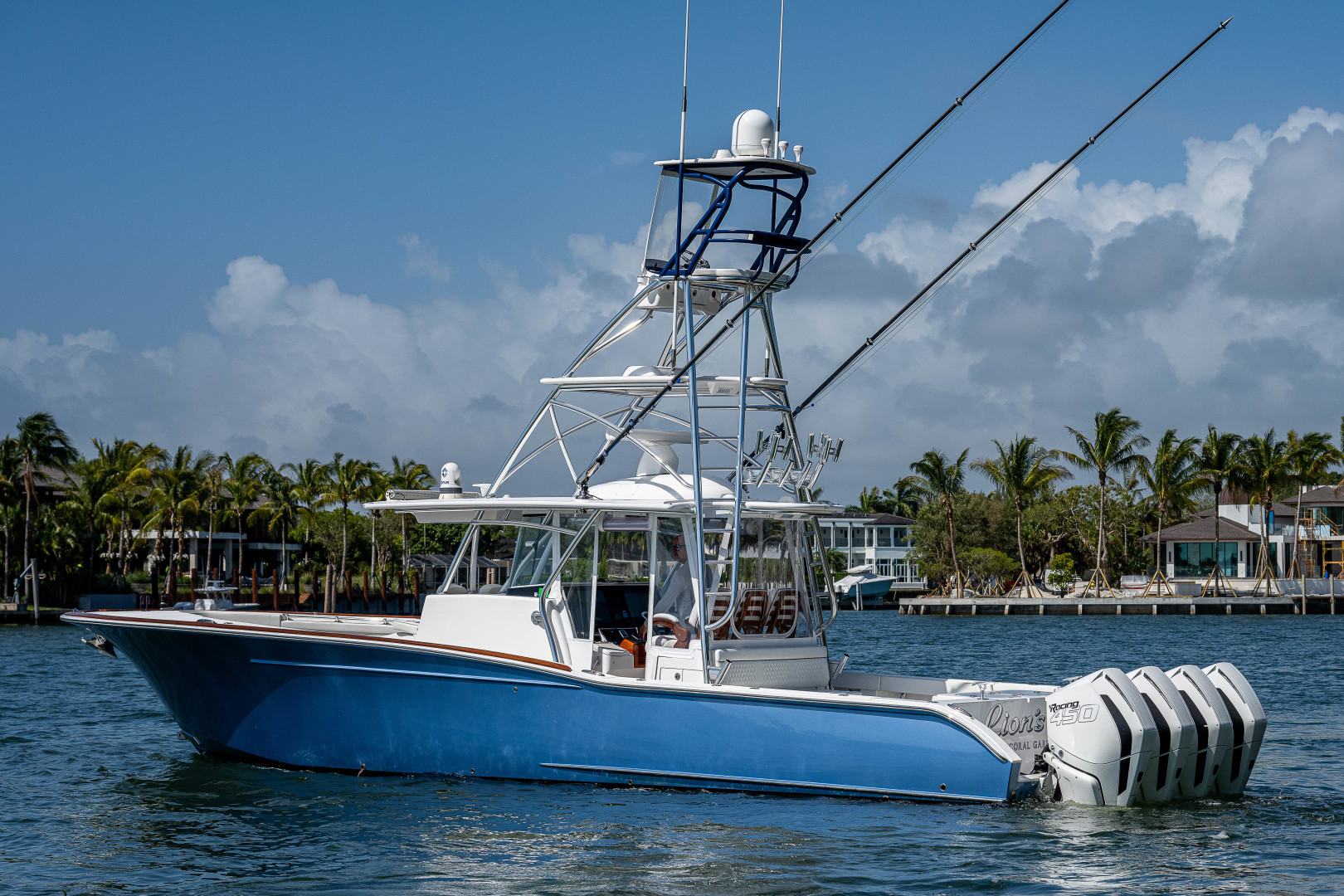 Lion s Den 42ft Buddy Davis Yacht For Sale