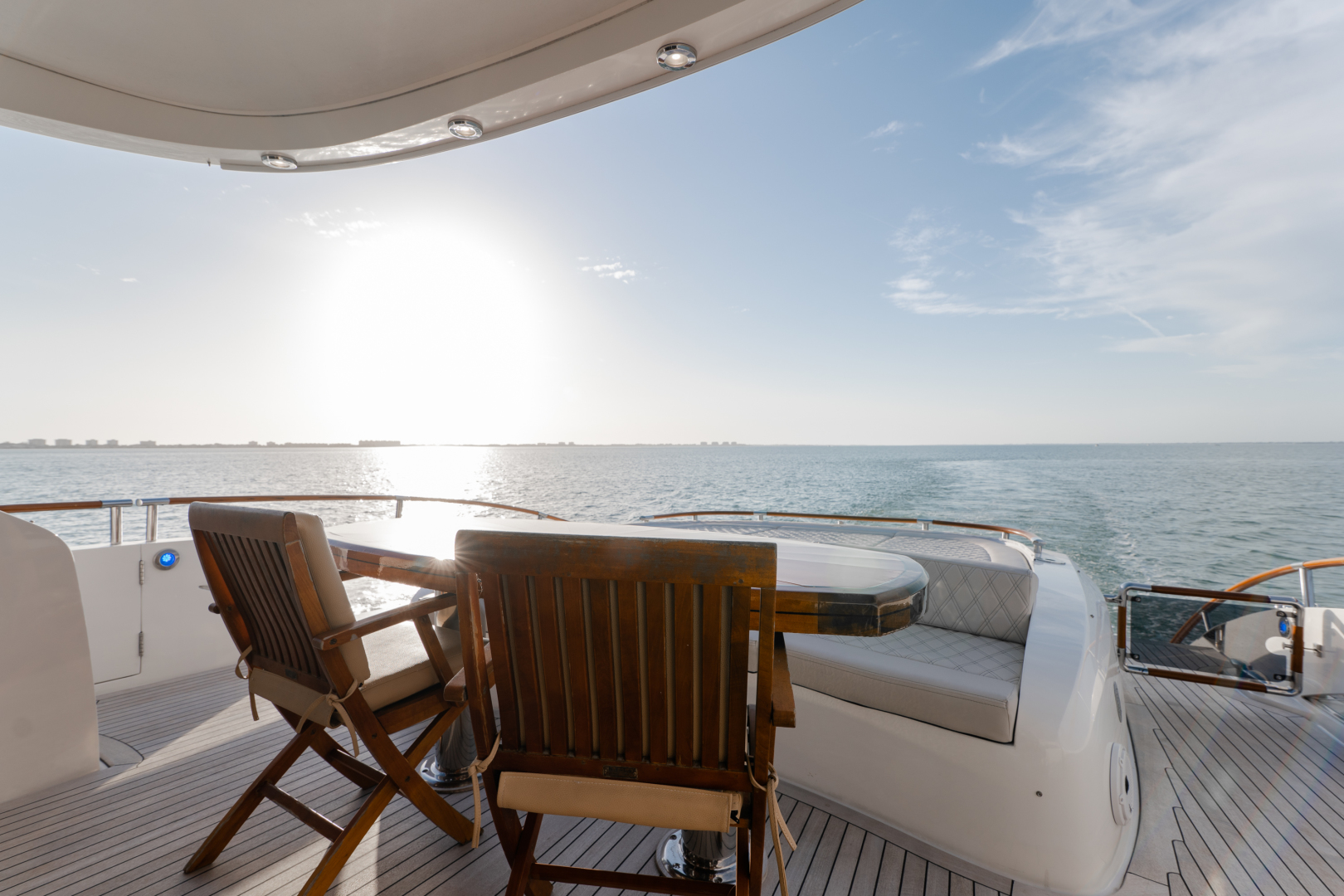 Lazzara 75 Salacia - Aft Deck