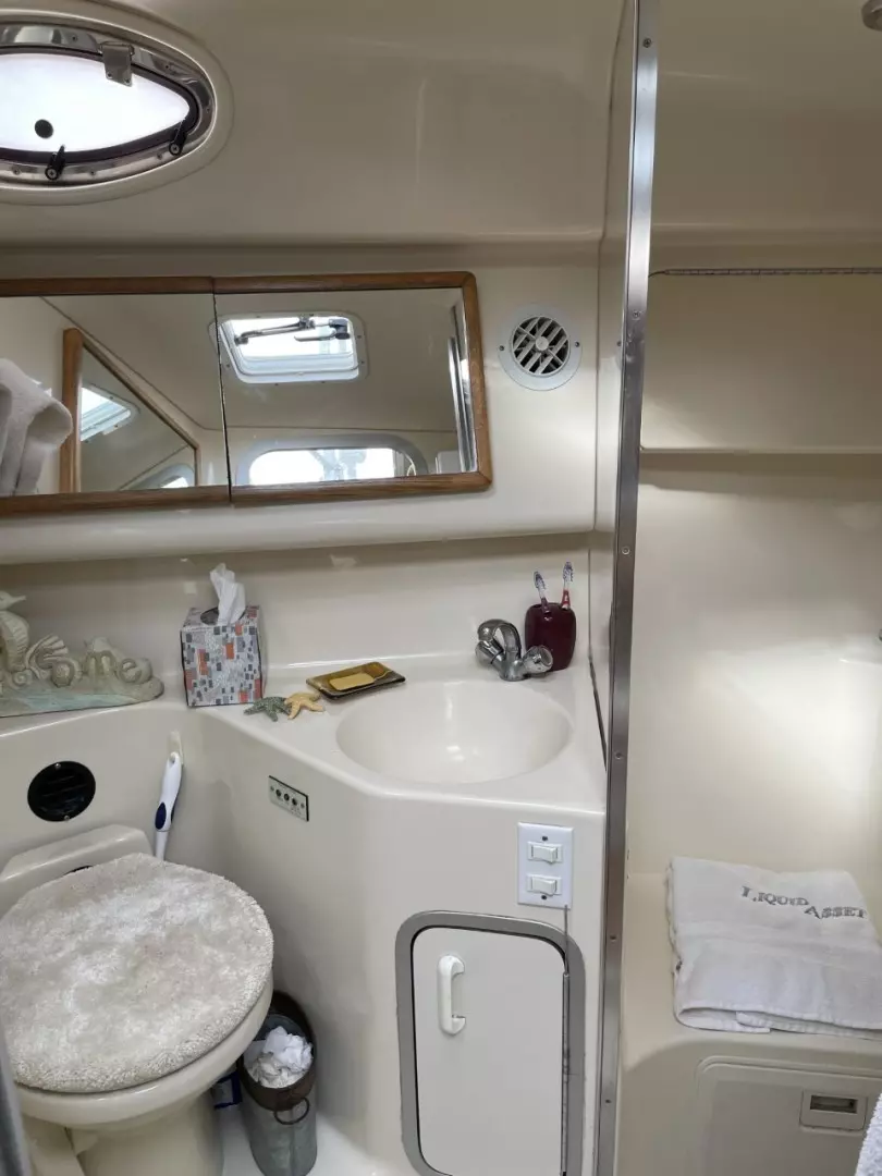 Sea Ray Sundancer 370 Yacht For Sale